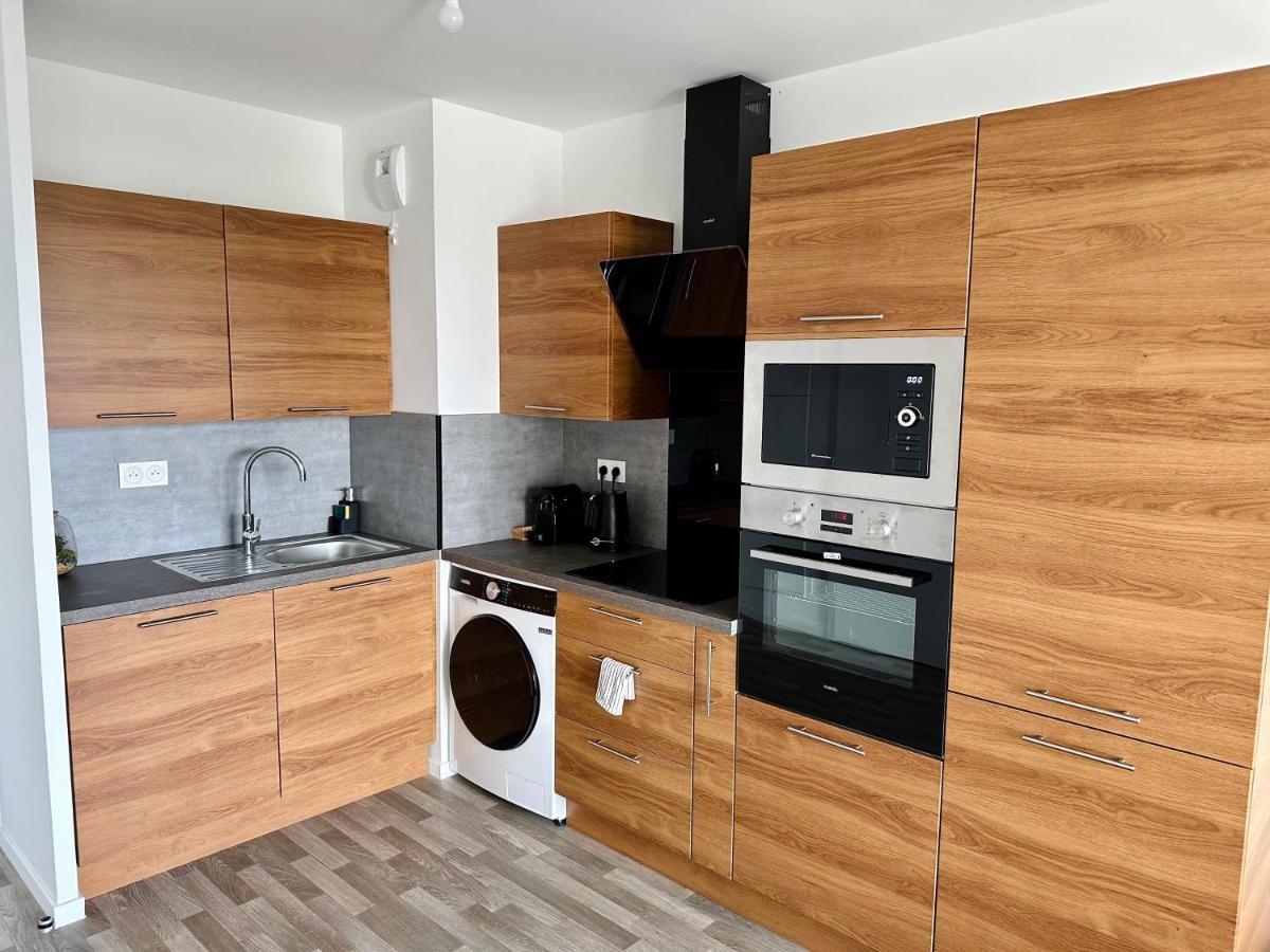 Agreable 2 Pieces Avec Balcon Et Parking Transports By Immo Kit Bnb Sarcelles Zewnętrze zdjęcie